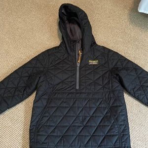 Black pullover jacket, great for all seasons.